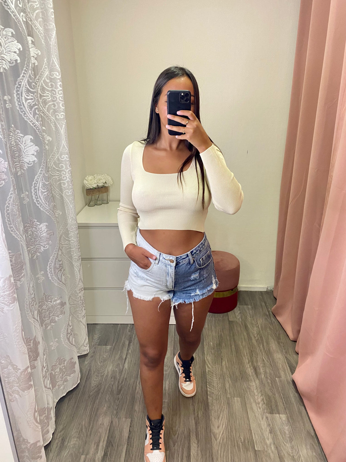 Short Bicolor